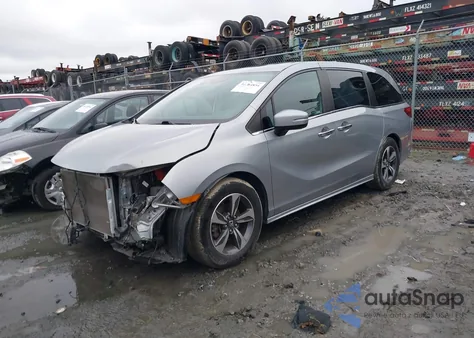 2018 Honda Odyssey Touring from USA, damaged, VIN 5FNRL6H81JB066846